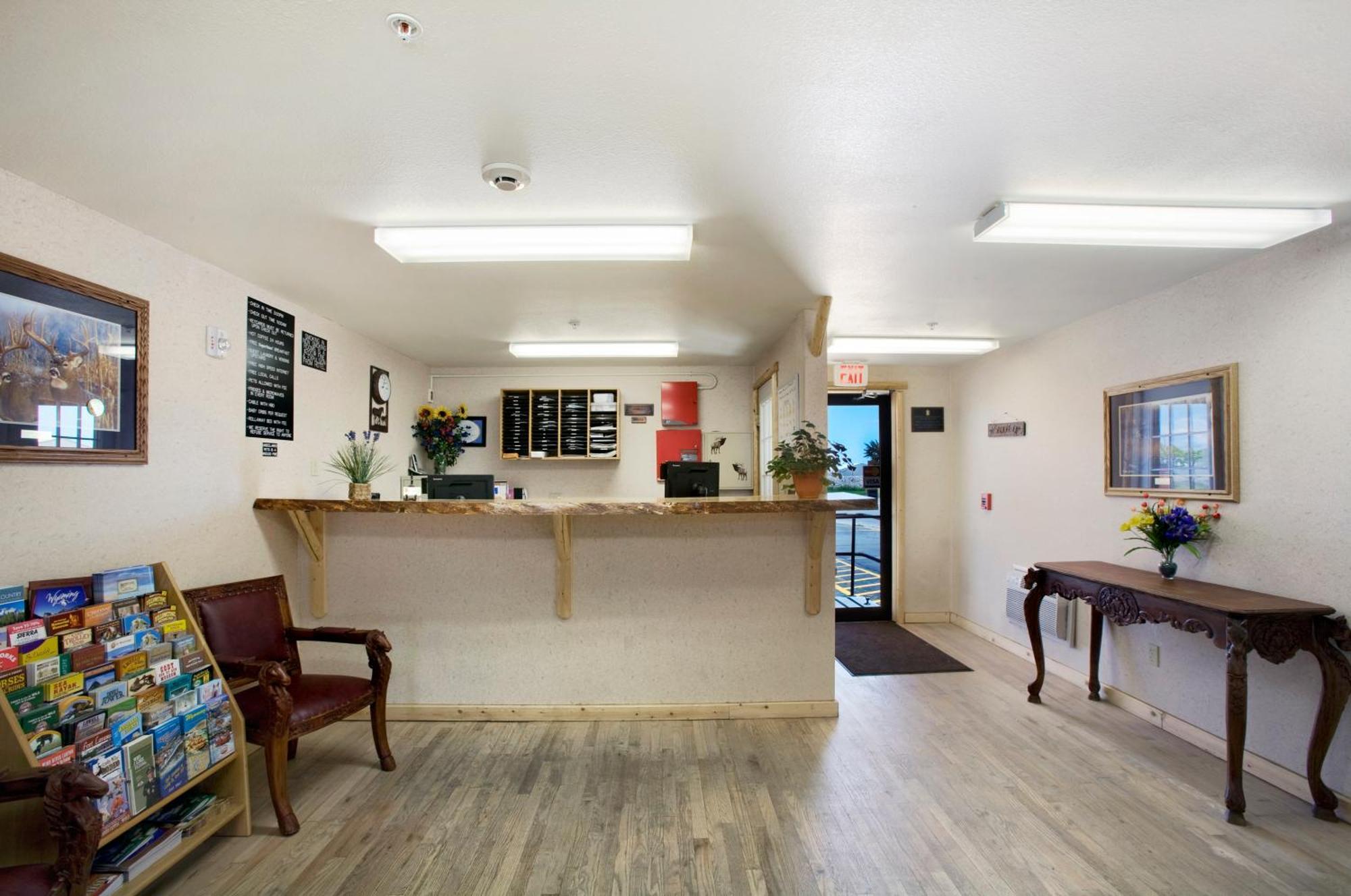 Hotel Super 8 By Wyndham Powell Interno foto